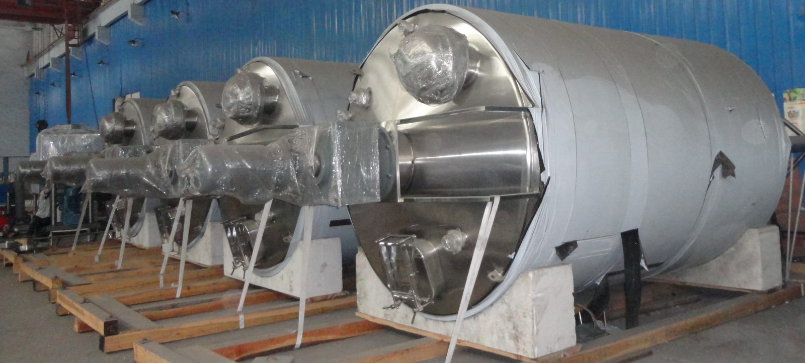 Blend Tanks Tanks USA LLC Blend Tanks Stainless Steel Tanks & More