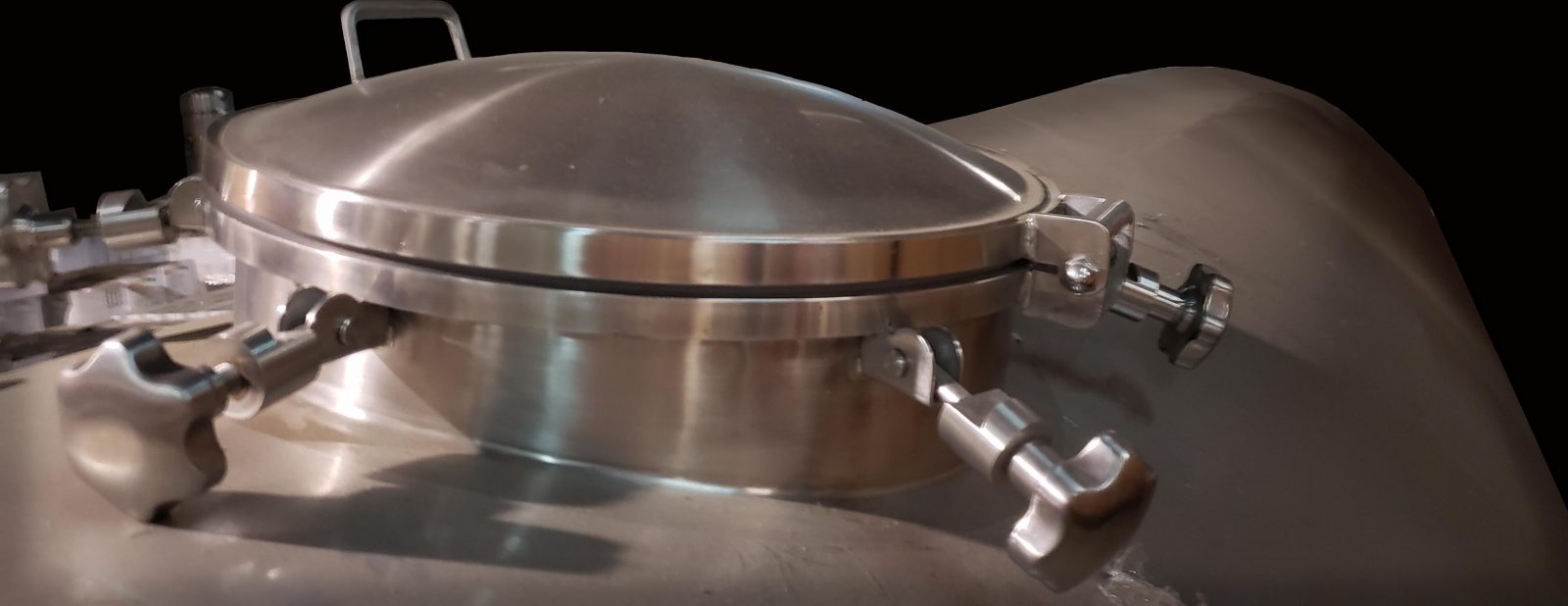 2500 gallon single shell stainless steel holding tank